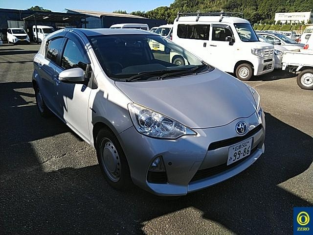 TOYOTA AQUA 2014