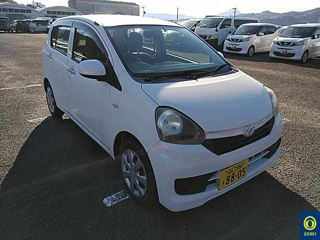 DAIHATSU MIRA E S 2014