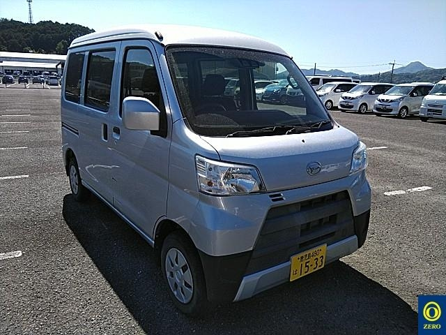 DAIHATSU HIJET VAN 2019