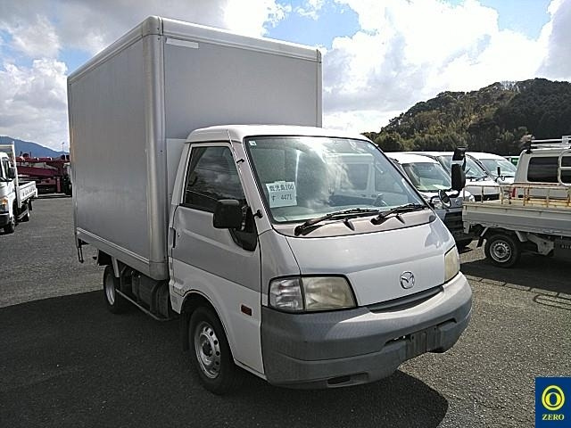 MAZDA BONGO 2008