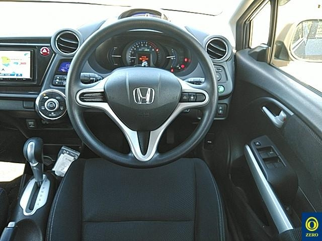 HONDA INSIGHT 2012