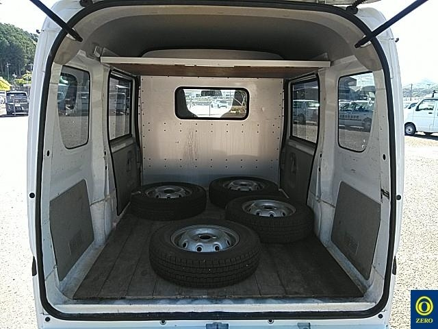 MITSUBISHI MINICAB VAN 2018