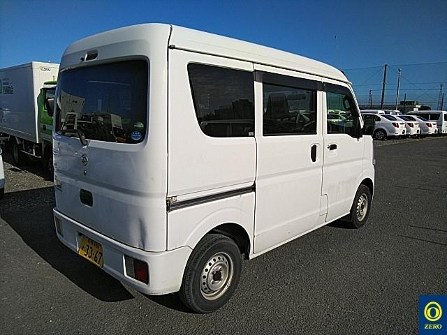 NISSAN CLIPPER VAN 2017