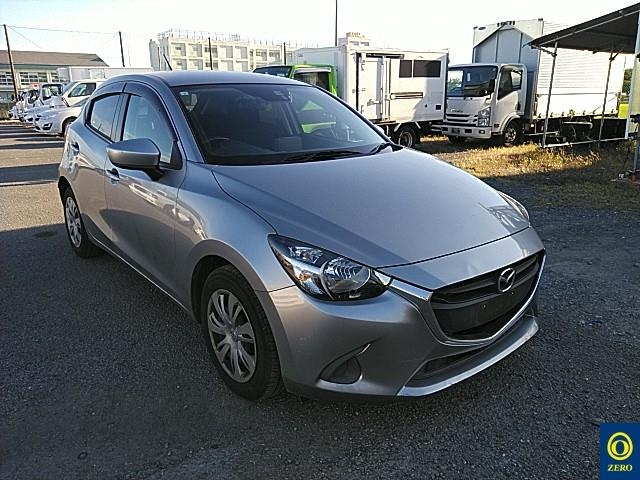 MAZDA DEMIO 2015