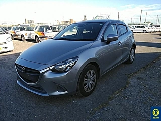 MAZDA DEMIO 2015