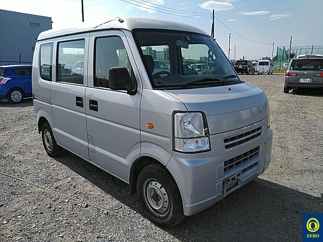 NISSAN CLIPPER VAN 2013