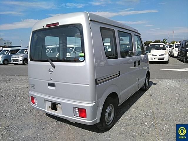 NISSAN CLIPPER VAN 2013