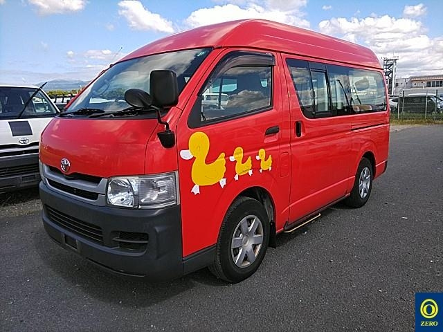 TOYOTA HIACE 2008