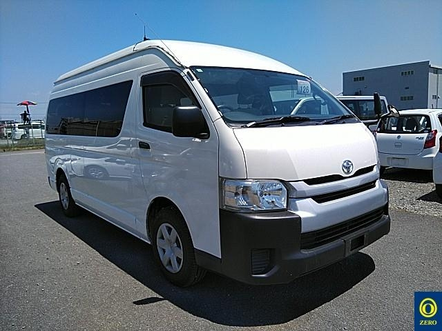 TOYOTA HIACE 2016