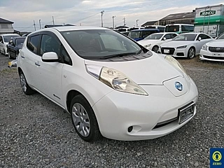 NISSAN LEAF 2013