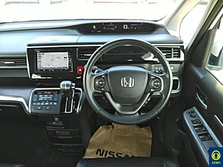 HONDA STEP WAGON 2020