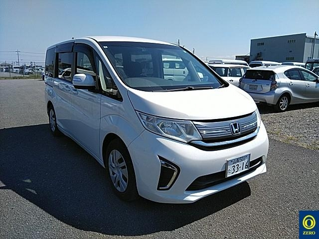 HONDA STEP WAGON 2017