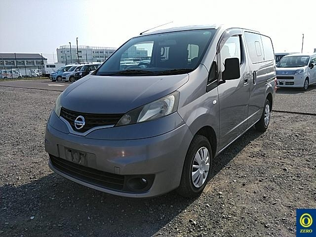 NISSAN NV200 2013