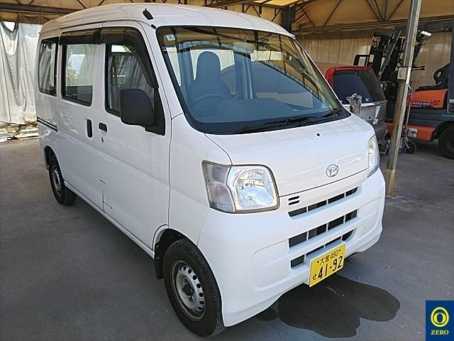 DAIHATSU HIJET VAN 2017
