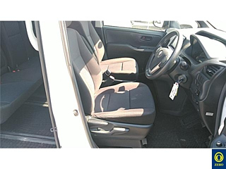 TOYOTA VOXY 2016