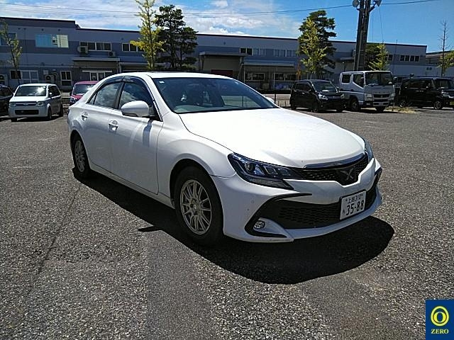 TOYOTA MARK X 2017