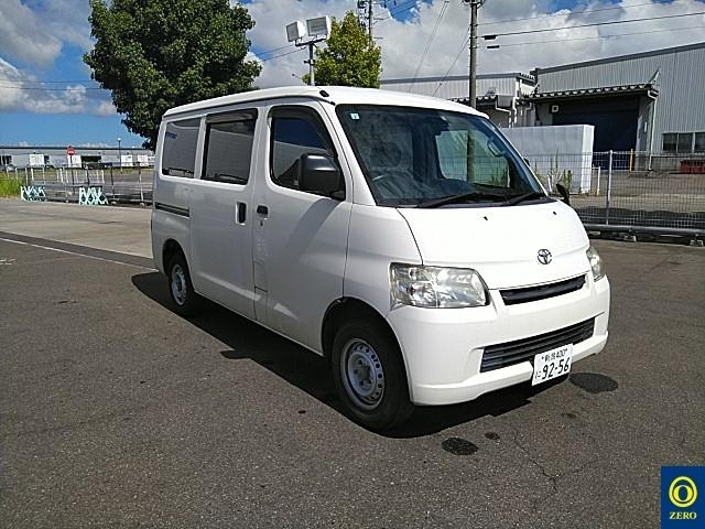 TOYOTA TOWN ACE VAN 2018