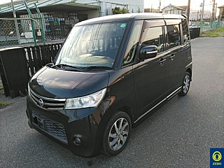 NISSAN ROOX 2010