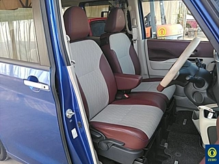 NISSAN ROOX 2020