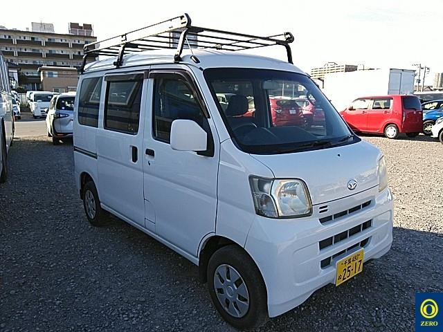 DAIHATSU HIJET VAN 2015