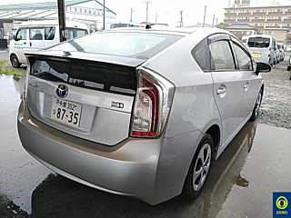 TOYOTA PRIUS 2014