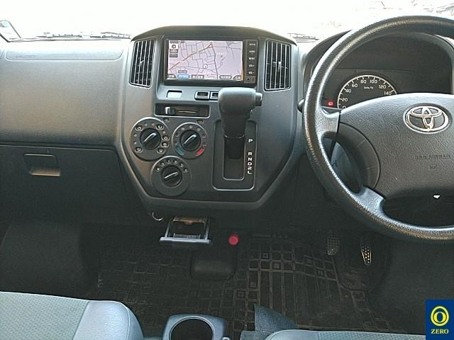 TOYOTA TOWN ACE VAN 2017