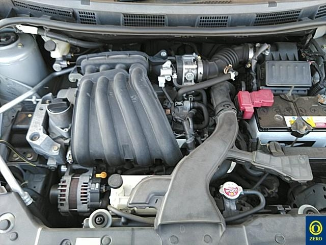 NISSAN TIIDA 2010