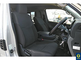 NISSAN CARAVAN VAN 2014