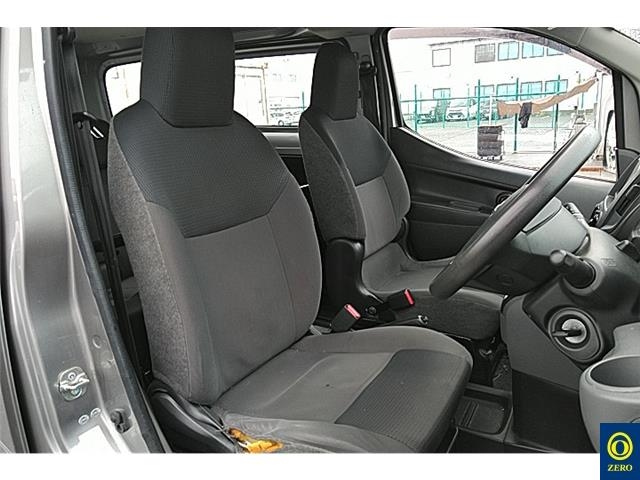 NISSAN NV200 2013