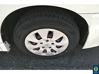 TOYOTA NOAH 2010
