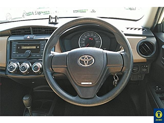 TOYOTA COROLLA AXIO 2013