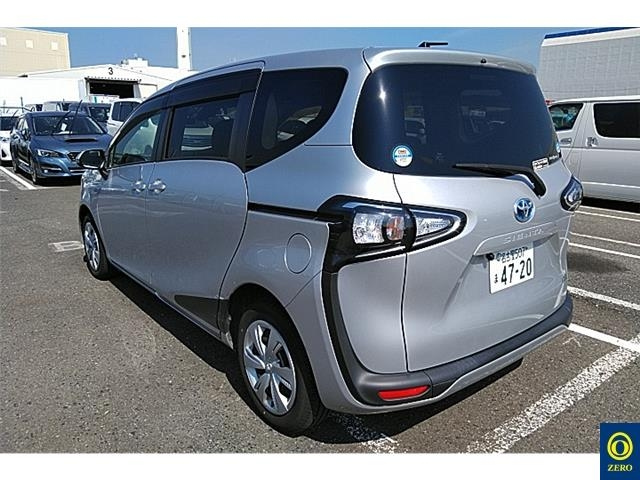 TOYOTA SIENTA 2020