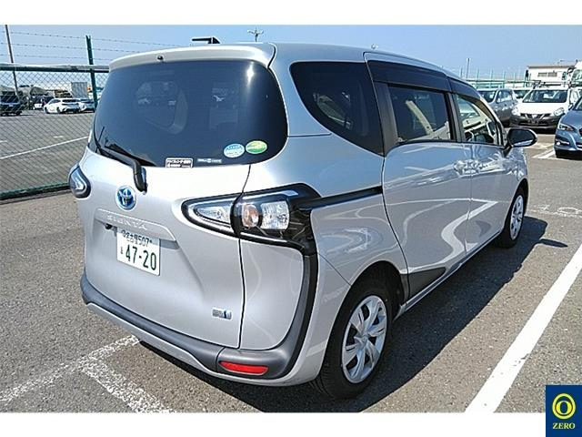 TOYOTA SIENTA 2020