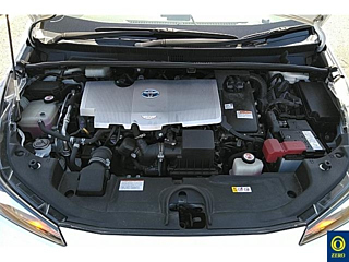 TOYOTA PRIUS 2019