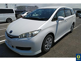 TOYOTA WISH 2015