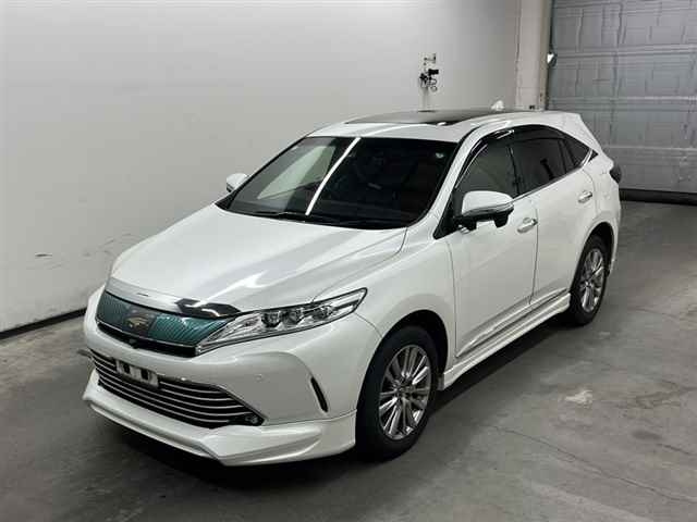 TOYOTA HARRIER 2018