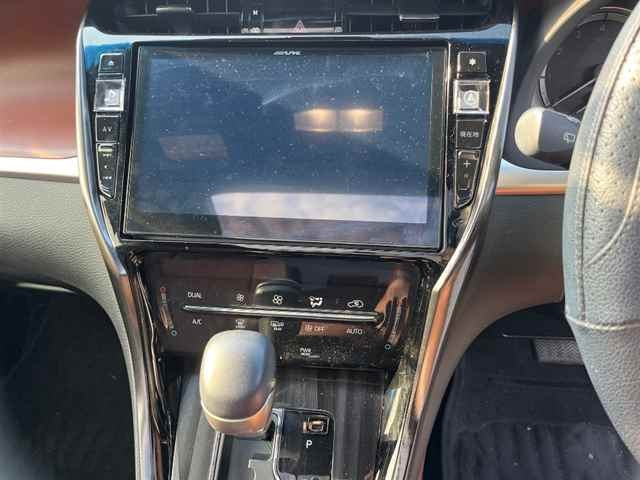 TOYOTA HARRIER 2018