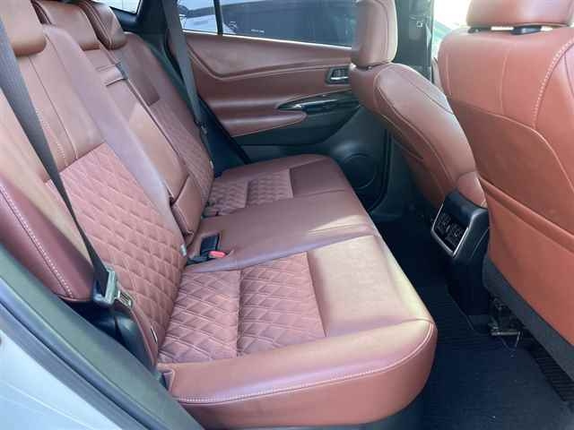 TOYOTA HARRIER 2018