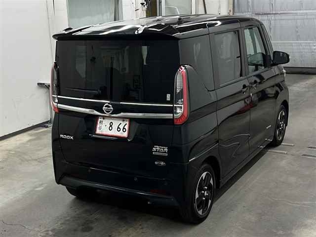 NISSAN ROOX 2022