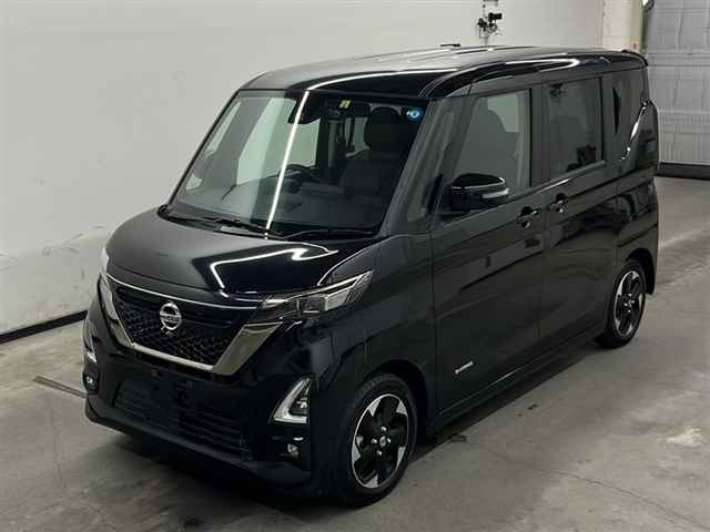 NISSAN ROOX 2022