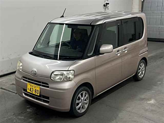 DAIHATSU TANTO 2012