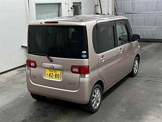 DAIHATSU TANTO 2012