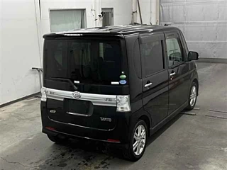 DAIHATSU TANTO 2013