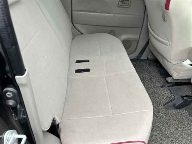 TOYOTA PIXIS SPACE 2012