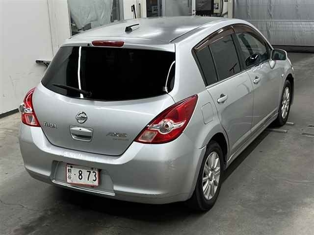NISSAN TIIDA 2009