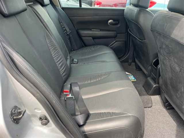 NISSAN TIIDA 2009