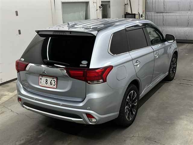 MITSUBISHI OUTLANDER PHEV 2017