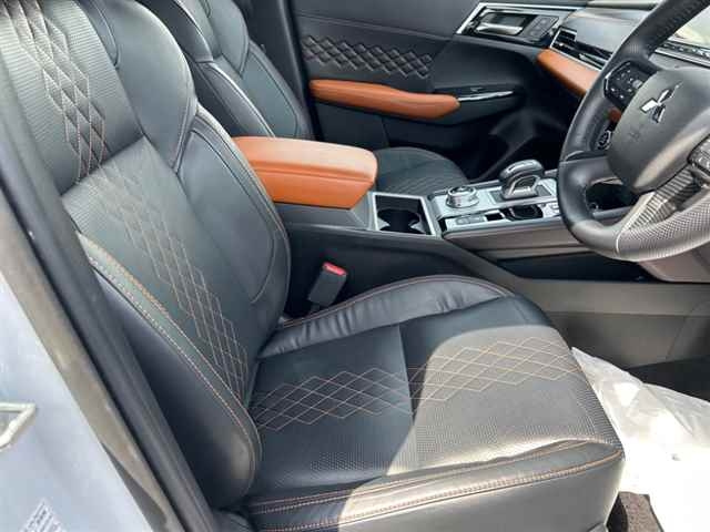 MITSUBISHI OUTLANDER PHEV 2022