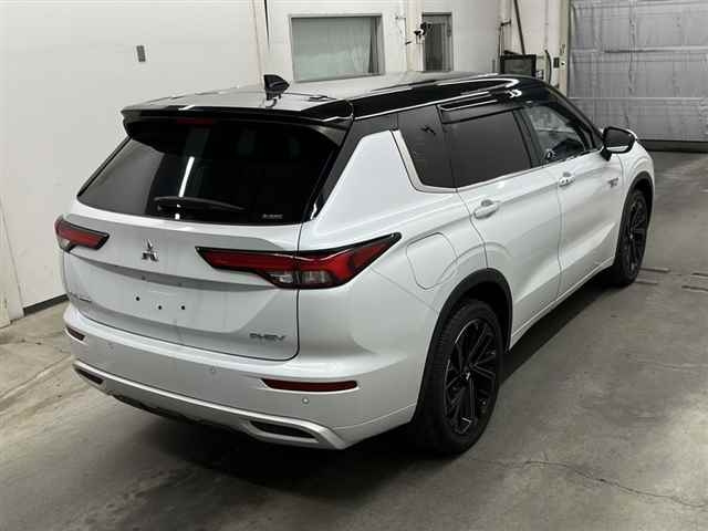 MITSUBISHI OUTLANDER PHEV 2022