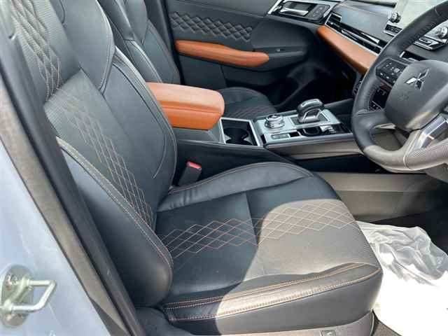 MITSUBISHI OUTLANDER PHEV 2022